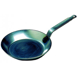 Сковорода; сталь черный ая; диаметр=30 см.
